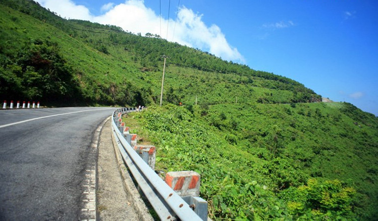 Picture 7 of Be overwhelmed by the irresistible beauty of Hai Van Pass