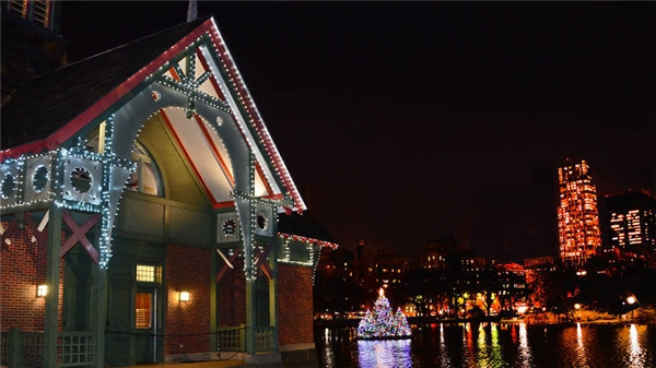 Picture 15 of Be overwhelmed by the wonderful virtual Christmas decorations throughout the five continents