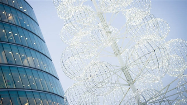 Picture 29 of Be overwhelmed by the wonderful virtual Christmas decorations throughout the five continents