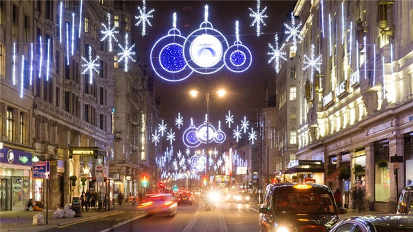 Picture 31 of Be overwhelmed by the wonderful virtual Christmas decorations throughout the five continents