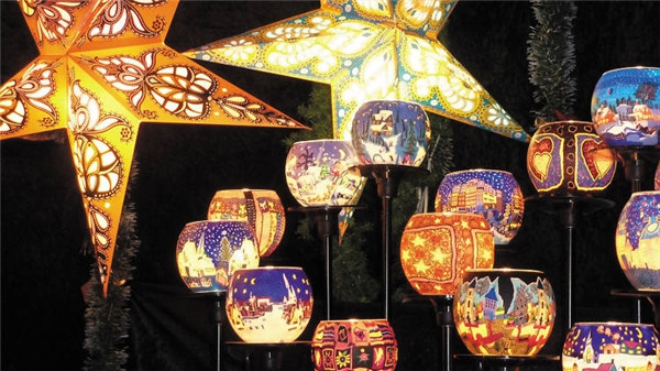 Picture 32 of Be overwhelmed by the wonderful virtual Christmas decorations throughout the five continents
