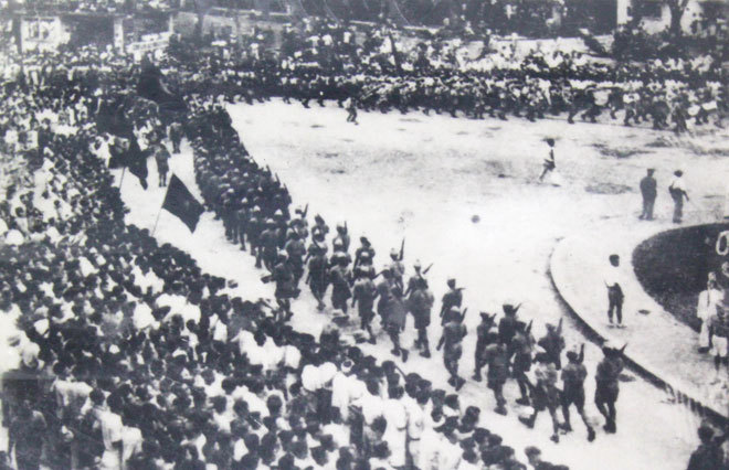 Picture 6 of Beam of photos: Celebrating the 70th anniversary of the General's victory