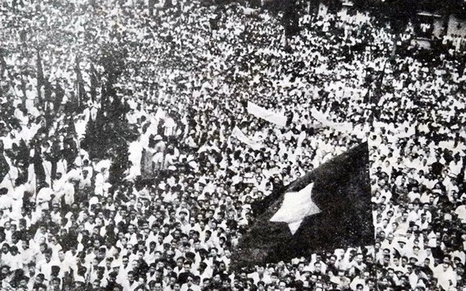 Picture 9 of Beam of photos: Celebrating the 70th anniversary of the General's victory