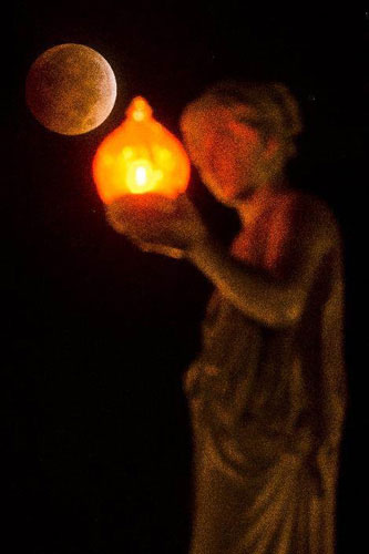 Picture 9 of Beam photos of beautiful blood moon around the world
