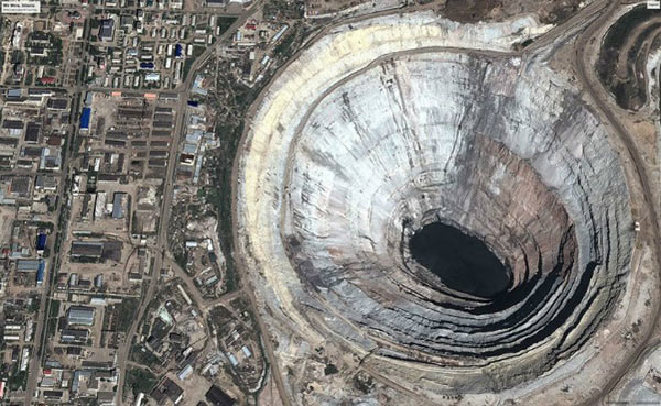 Picture 1 of Beaming images of shocking environment on the planet