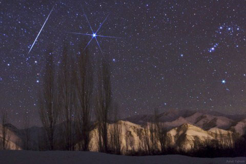Picture 2 of Beautiful image of Geminid meteor shower