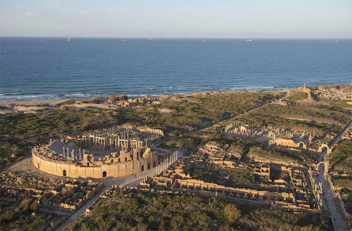 Picture 15 of Beautiful photo: On the coast of Libya
