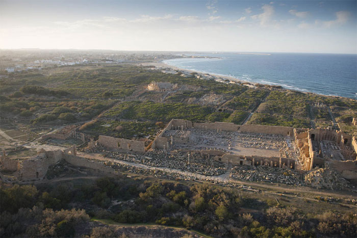 Picture 17 of Beautiful photo: On the coast of Libya