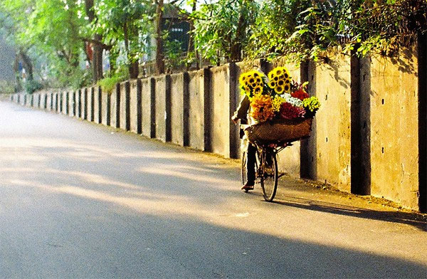 Picture 12 of Beautiful photo set about 'Hanoi - The street vendors'