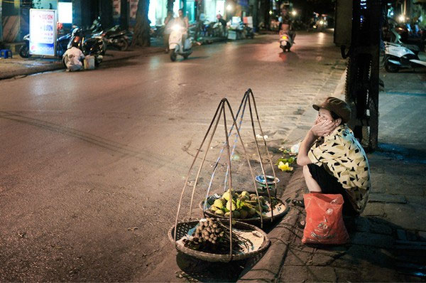 Picture 15 of Beautiful photo set about 'Hanoi - The street vendors'
