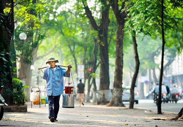 Picture 9 of Beautiful photo set about 'Hanoi - The street vendors'