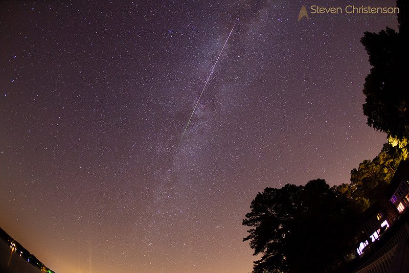 Picture 10 of Beautiful pictures sparkling meteor shower on July 29