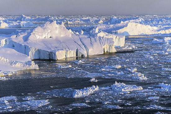 Beautiful scenery is unique in the North Pole