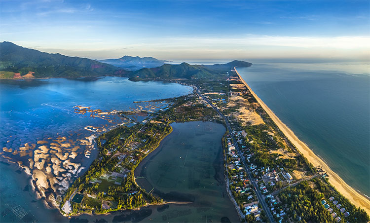 Picture 12 of Beautiful Vietnamese scenery is magnificent from above
