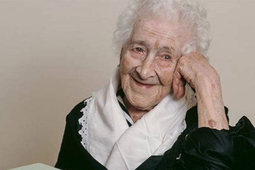 Picture 2 of Because of possessing many preeminent genes, can humans live for hundreds of years?