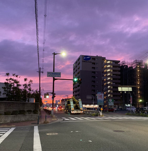 Picture 4 of Before the Typhoon Hagibis landed, the sky of Japan suddenly turned strangely purple