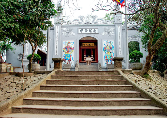 Picture 10 of Belief in worshiping Hung Vuong in Phu Tho