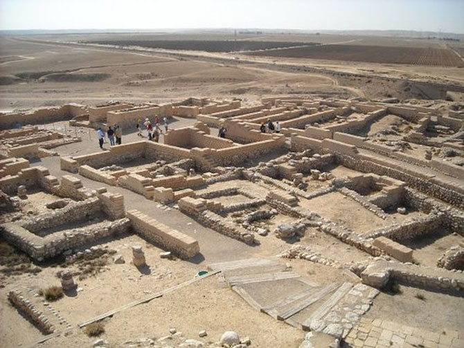 Picture 7 of Bible launchers - Megiddo, Hazor, Beer Sheba