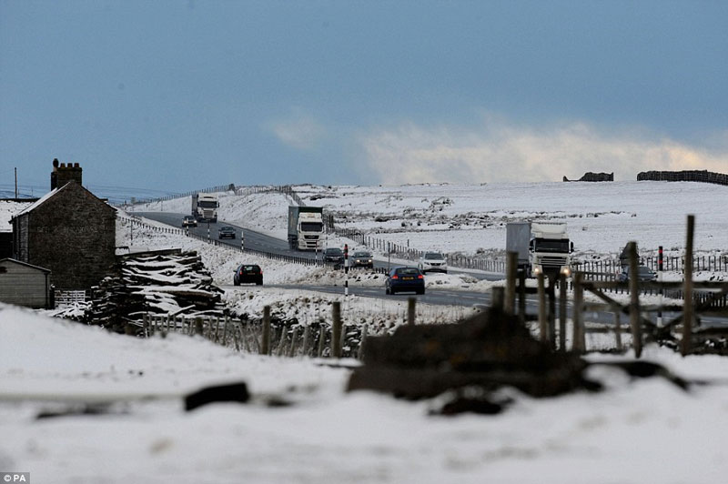 Picture 6 of Big storm attacked Scotland, wind turbines caught fire
