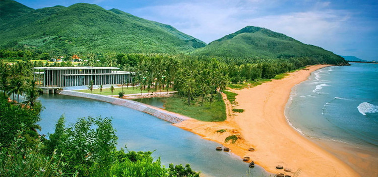 Picture 2 of Binh Dinh - Destination of international top scientists