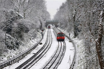 Picture 2 of Blizzard raging in Europe