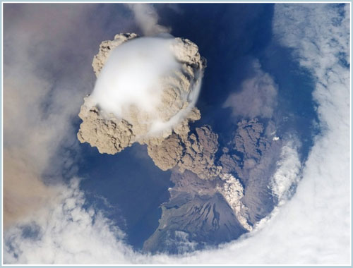 Picture 2 of Boat creating clouds - Solution for global warming