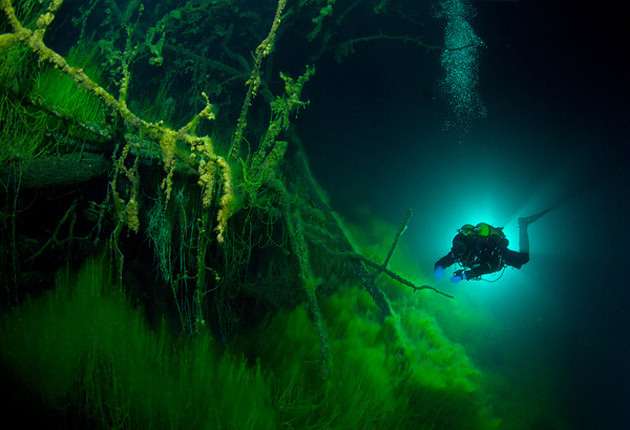 Picture 4 of Bottomless Goluboe Lake: The most terrifying mystery on Earth