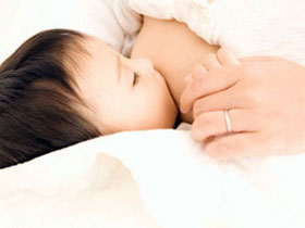 Picture 1 of Breast milk reduces the risk of asthma in young children