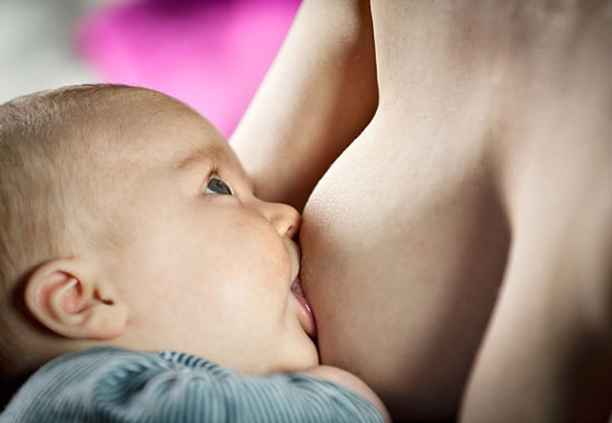 Picture 1 of Breastfeeding helps mothers reduce fat