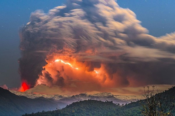 Picture 2 of Breathtaking spectacle
