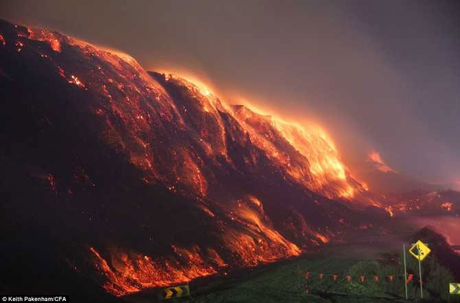 Picture 1 of Breathtaking view of a coal mine burning for 3 weeks