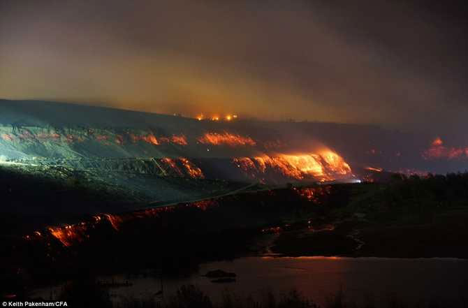 Picture 4 of Breathtaking view of a coal mine burning for 3 weeks
