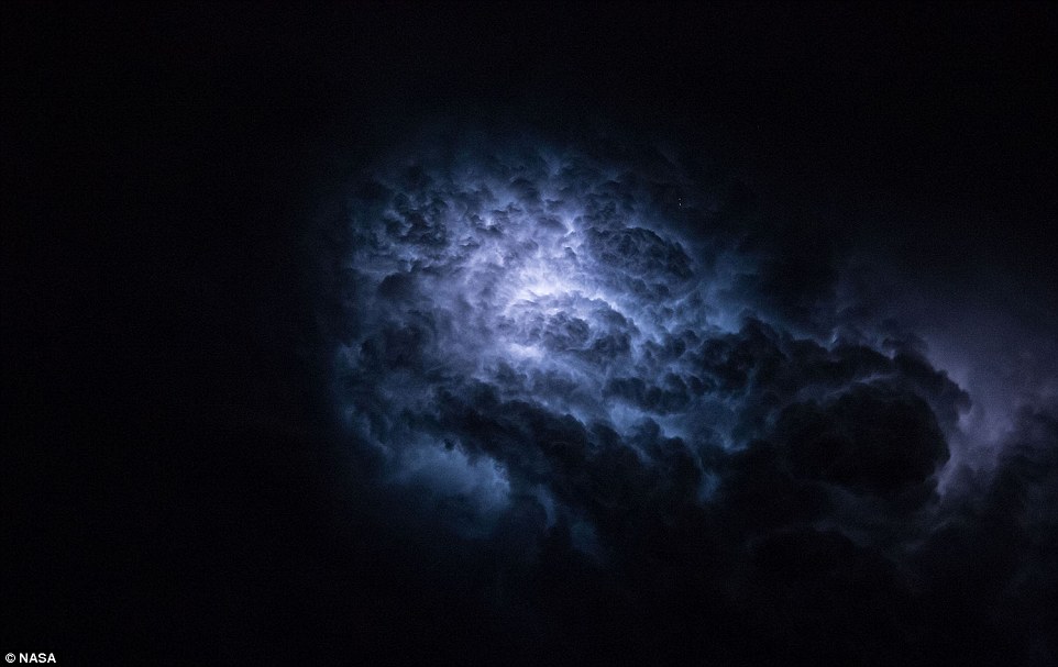 Picture 6 of Breathtaking view of space from the International Space Station
