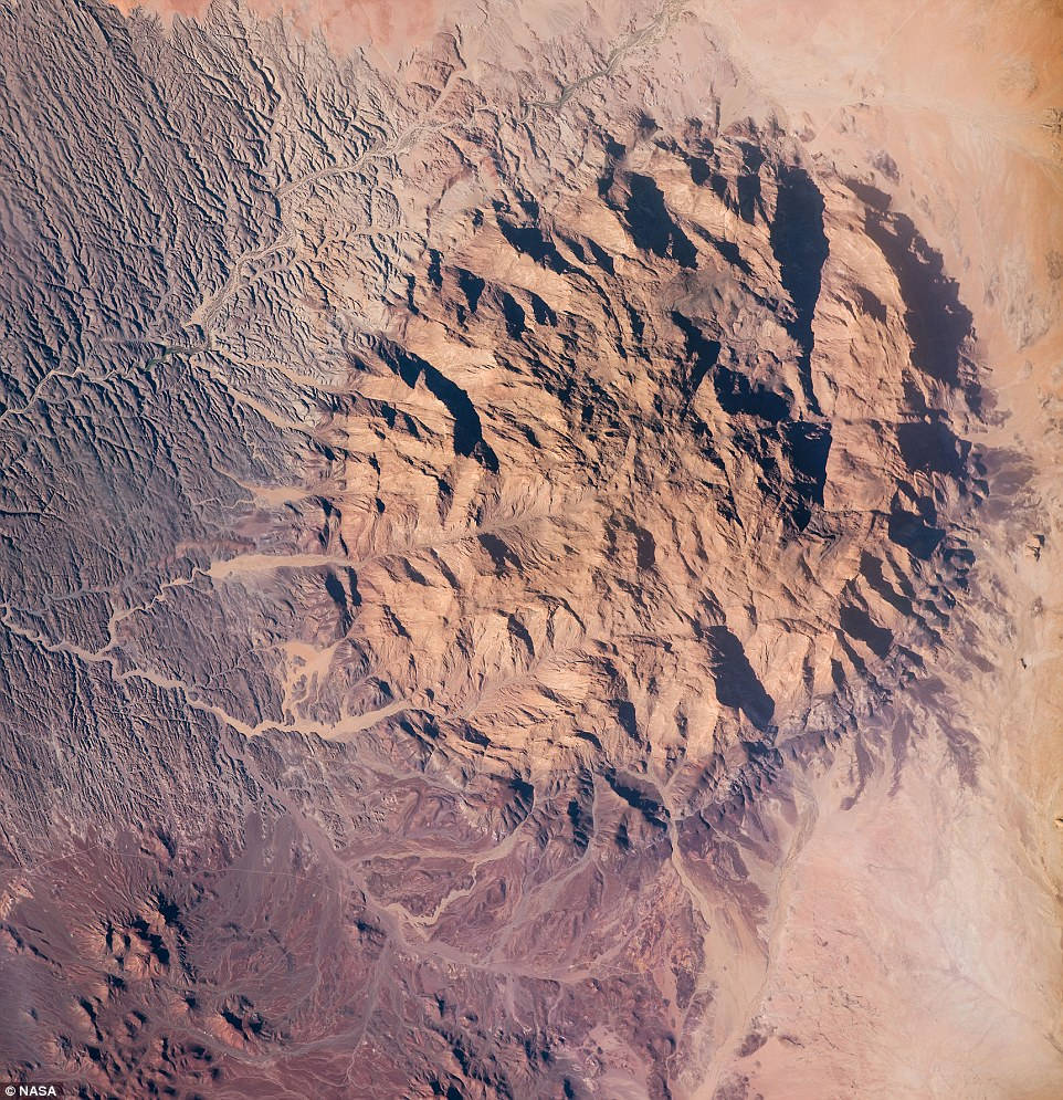 Picture 9 of Breathtaking view of space from the International Space Station