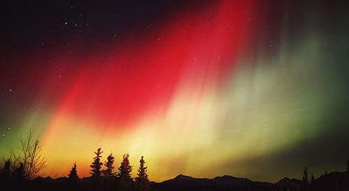 Picture 10 of Bright light of aurora