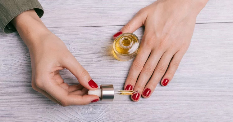 Picture 3 of Broken nails: 6 common causes and quick fixes