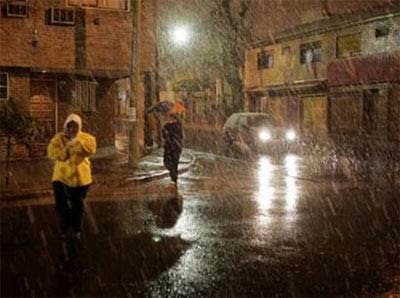 Picture 4 of Buenos Aires picked up snow for the first time in nearly 100 years