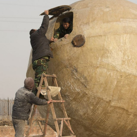 Picture 4 of Build a 'terrible' ball against the Apocalypse