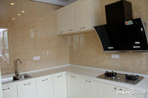Picture 6 of Build a two-story villa in three hours in China