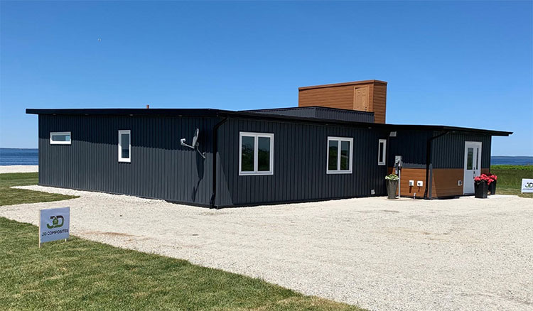 Building a storm-resistant house with more than 600,000 plastic bottles images 1