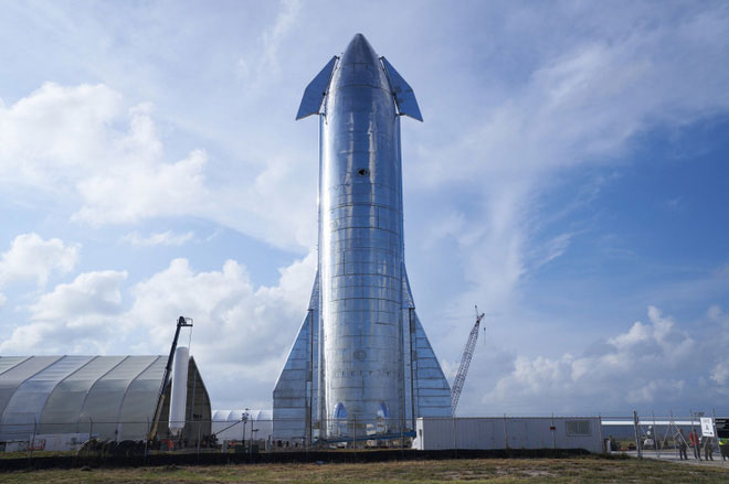 Picture 1 of Building the first city on Mars will need 1,000 spacecraft, done in 20 years