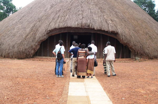 Picture 4 of Bungada tomb area in Kasubi