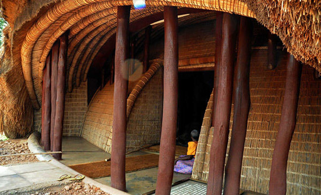 Picture 6 of Bungada tomb area in Kasubi