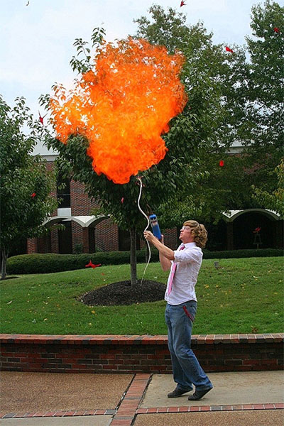Picture 5 of Burns from balloons exploded - explaining phenomena