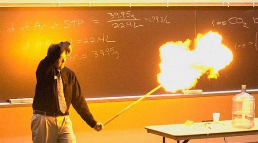 Picture 6 of Burns from balloons exploded - explaining phenomena