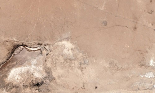 Picture 1 of California earthquakes create giant cracks in the desert
