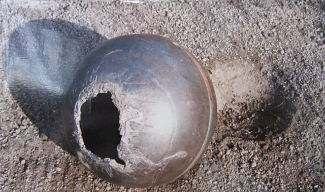 Picture 2 of Can objects that fall into Vietnam be 'space bridge'?