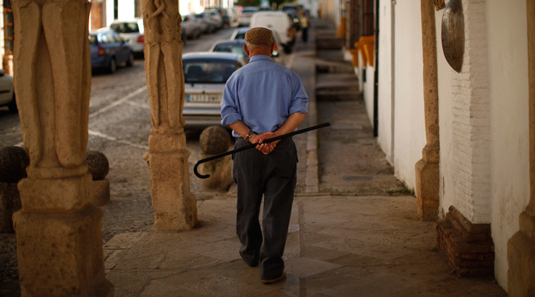 Picture 1 of Can people extend life expectancy in the future?