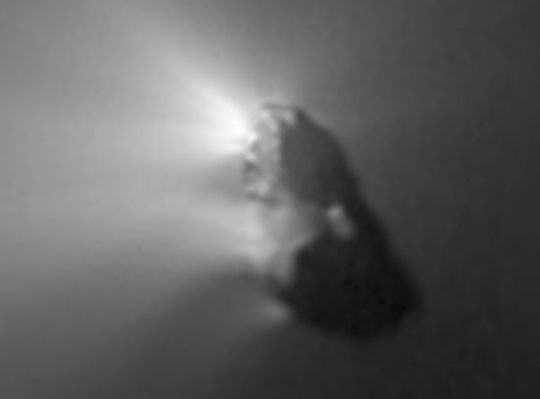 Picture 1 of Cases of historical encounters with comets