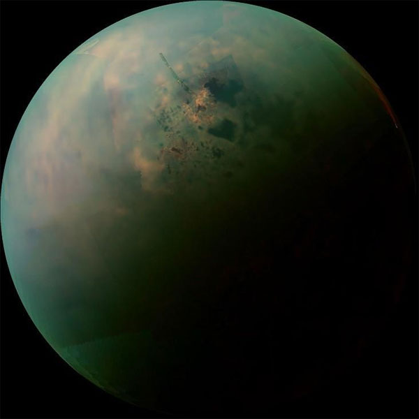 Picture 1 of Cassini ships Titan's signal to Earth